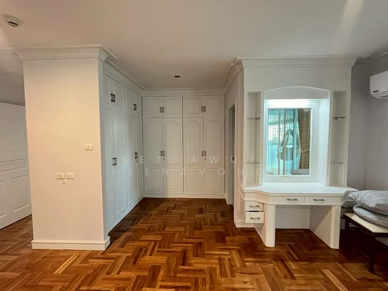 Sachayan Court, Bangkok, Soi Sukhumvit 20, Khlong Toei, Bangkok, 4 Bedrooms, 400 sqm, Apartment For Rent, by Settawut Leenavong, 500377366 - DDproperty.com