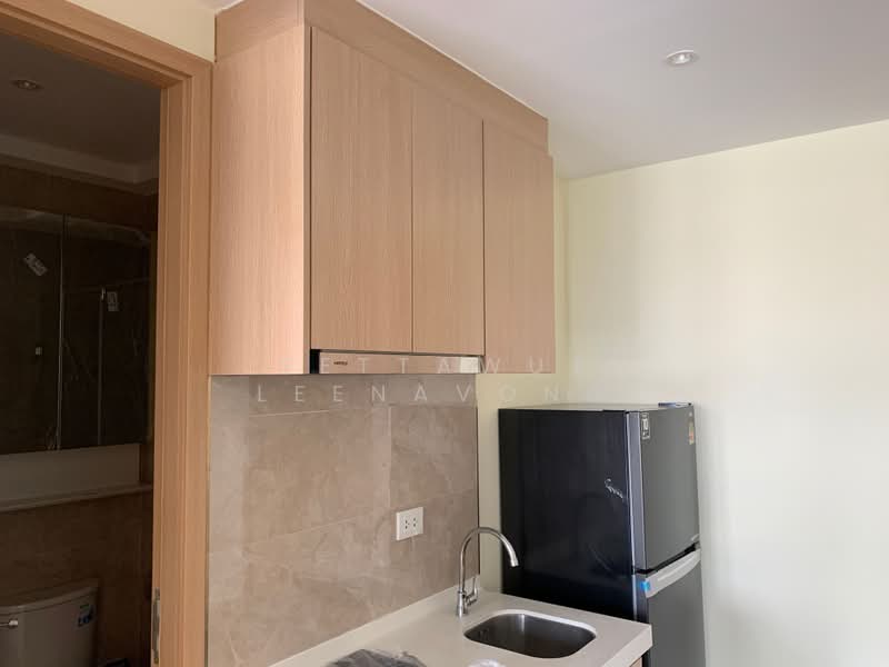Regal Sathon-Naradhiwas, Bangkok, Naradhiwas Rajanagarindra Road, Thung Maha Mek, Sathon, Bangkok, 1 Bedroom, 35 sqm, Condo For Rent, by Settawut Leenavong, 500377429 - DDproperty.com