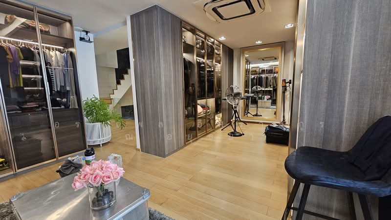 Thonglor Townhouse, Bangkok, ทองหล่อ, Khlong Tan Nua, Watthana, Bangkok, 3 Bedrooms, 300 sqm, Townhouse For Sale, by Attnapol Issarangul Na Ayudhya, 500377467 - DDproperty.com