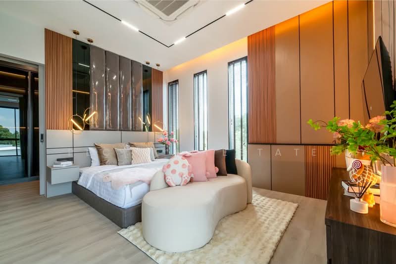 ขาย พูลวิลล่าหรู มาบประชัน พัทยาตะวันออก 5 ห้องนอน พร้อมเฟอร์นิเจอร์ครบ, ชลบุรี, หนองปรือ, บางละมุง, ชลบุรี, 850 ตร.ม., วิลล่า ขาย, โดย PLC real estate, 500377481 - DDproperty.com