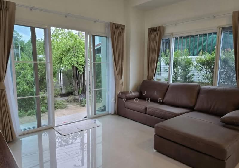 Perfect Place Sukhumvit 77-Suvarnabhumi, Samut Prakan, Lat Krabang Road, Rachathewa, Bang Plee, Samut Prakan, 4 Bedrooms, 220 sqm, Single Detached House For Rent, by Settawut Leenavong, 500377499 - DDproperty.com