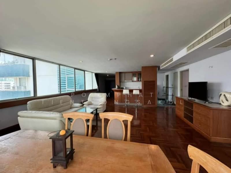 Asoke Place, Bangkok, Asok Montri Rd, Khlongtoei Nua, Watthana, Bangkok, 2 Bedrooms, 138 sqm, Condo For Sale, by Poomphat Tienthongsakul, 500377534 - DDproperty.com