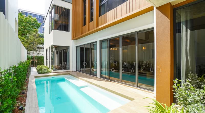 Mayfield Lane Rachada-Ladprao, Bangkok, Jom Phon, Chatuchak, Bangkok, 4 Bedrooms, 454 sqm, Single Detached House For Sale, by Poomphat Tienthongsakul, 500377546 - DDproperty.com