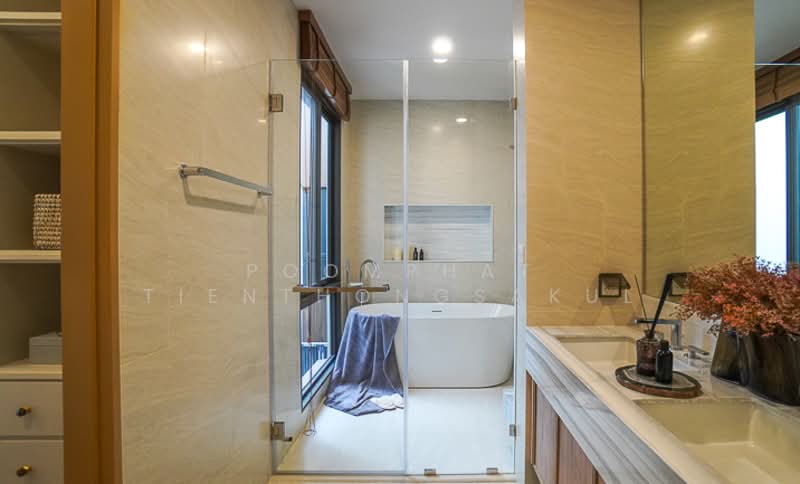 Mayfield Lane Rachada-Ladprao, Bangkok, Jom Phon, Chatuchak, Bangkok, 5 Bedrooms, 397 sqm, Single Detached House For Sale, by Poomphat Tienthongsakul, 500377549 - DDproperty.com