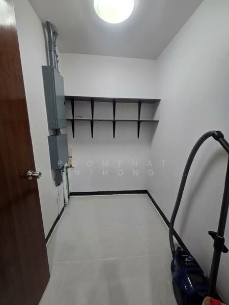 Regent on the Park 1, Bangkok, Soi Sukhumvit 26, Khong Tan, Khlong Toei, Bangkok, 3 Bedrooms, 250 sqm, Condo For Sale, by Poomphat Tienthongsakul, 500377559 - DDproperty.com