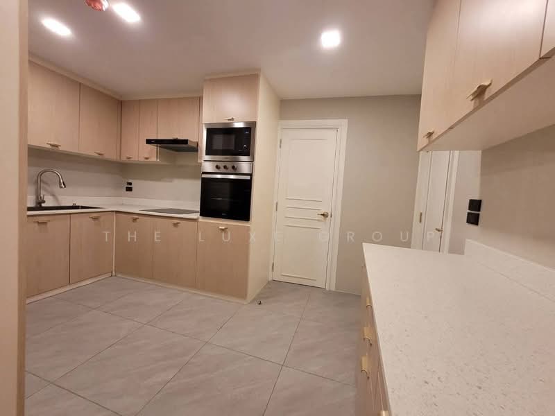 President Park Sukhumvit 24, Bangkok, 99 Sukhumvit 24 Alley, Khlongtoei Nua, Watthana, Bangkok, 3 Bedrooms, 225 sqm, Condo For Rent, by The Luxe Group, 500377578 - DDproperty.com