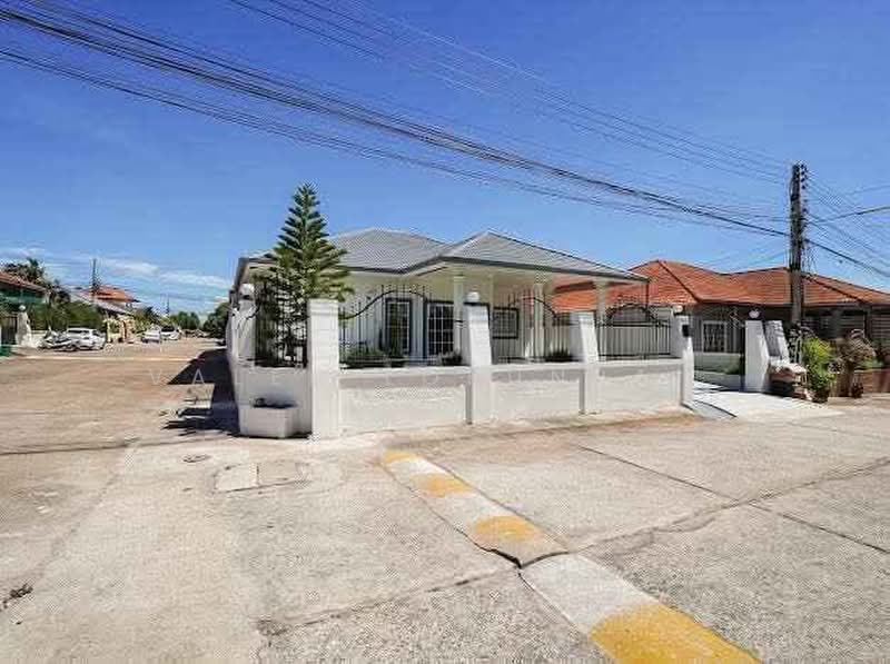 undefined, Chon Buri (Pattaya), Nong Pru, Bang Lamung (Pattaya), Chon Buri (Pattaya), 3 Bedrooms, 150 sqm, Single Detached House For Sale, by Valen Lokunpai , 500377611 - DDproperty.com
