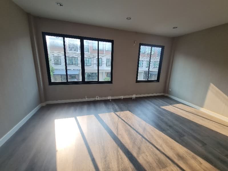 The Trop Urban Motorway-Ladkrabang, Bangkok, Phatthana Rd,, Thab Yao, Lat Krabang, Bangkok, 3 Bedrooms, 140 sqm, Townhouse For Sale, by เกตุวดี, 500377613 - DDproperty.com