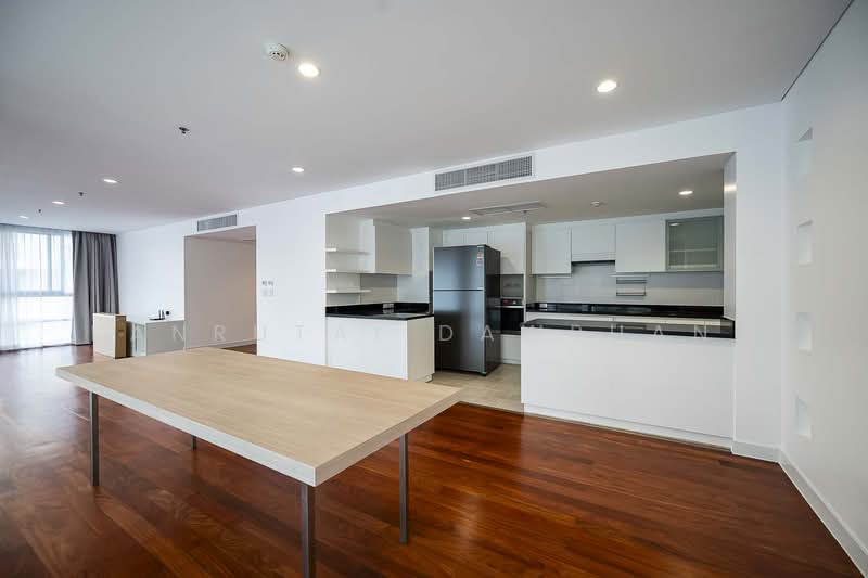 Shama Ekamai Bangkok, Bangkok, Ekamai Soi 8, Sukhumvit 63 Road, Phra Kanong Nua, Watthana, Bangkok, 3 Bedrooms, 250 sqm, Condo For Rent, by Kanrutai Dawruang, 500377681 - DDproperty.com