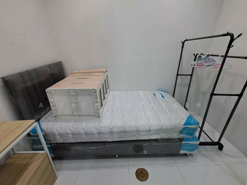 Baan Klang Mueng Ladprao 101, Bangkok, Soi Ladprao 101, Ladprao Road, Khlong Chan, Bang Kapi, Bangkok, 4 Bedrooms, 105 sqm, Townhouse For Rent, by Airada Parasarn, 500377691 - DDproperty.com