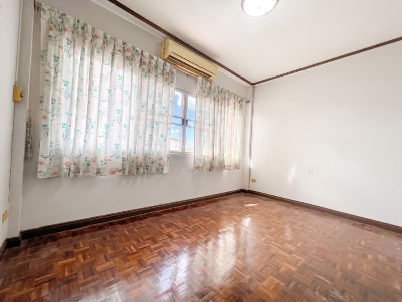 Sammakorn Ramkamhang 112, Bangkok, Saphan Sung, Saphan Sung, Bangkok, 3 Bedrooms, 150 sqm, Villa For Sale, by ณัฐยา ศิริฐานนท์, 500377713 - DDproperty.com