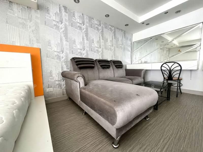 Family Town, Bangkok, 39 Inthamara 29 Alley, Lane 1, Samsen Nai, Phaya Thai, Bangkok, Studio, 30 sqm, Condo For Sale, by Property Expert, 500377812 - DDproperty.com