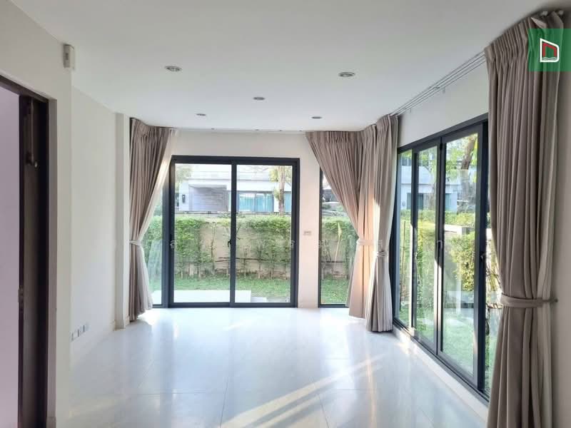 The Sonne Srinakarin-Bangna, Bangkok, Soi Chumchon Mahat Thai 3, Bangna-Trad Road, Dok Mai, Prawet, Bangkok, 4 Bedrooms, 245 sqm, Single Detached House For Sale, by ธนสร พรมโสภา, 500377848 - DDproperty.com