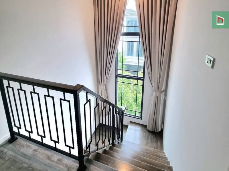 The Sonne Srinakarin-Bangna, Bangkok, Soi Chumchon Mahat Thai 3, Bangna-Trad Road, Dok Mai, Prawet, Bangkok, 4 Bedrooms, 245 sqm, Single Detached House For Sale, by ธนสร พรมโสภา, 500377848 - DDproperty.com