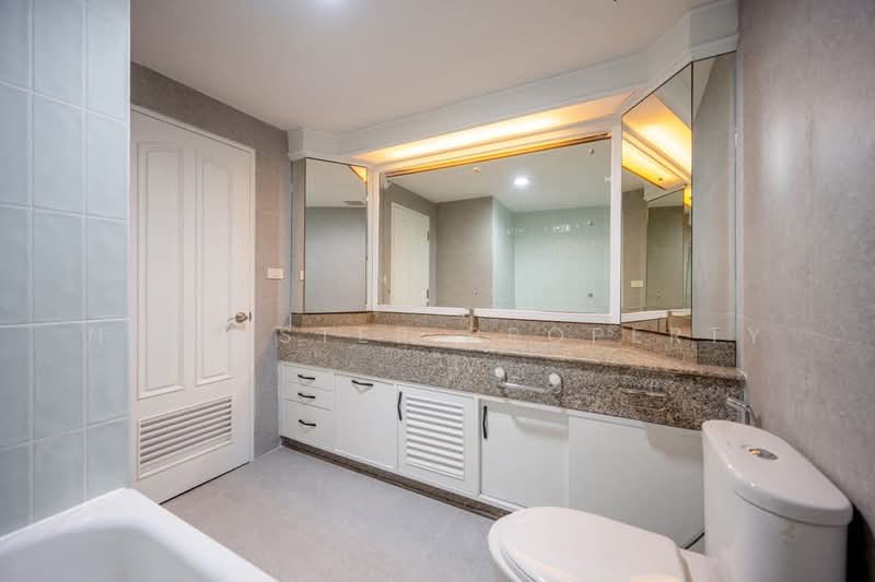 Las Colinas, Bangkok, Sukhumvit 21 Road, Khlongtoei Nua, Watthana, Bangkok, 4 Bedrooms, 240 sqm, Condo For Sale, by Next step property, 500377867 - DDproperty.com