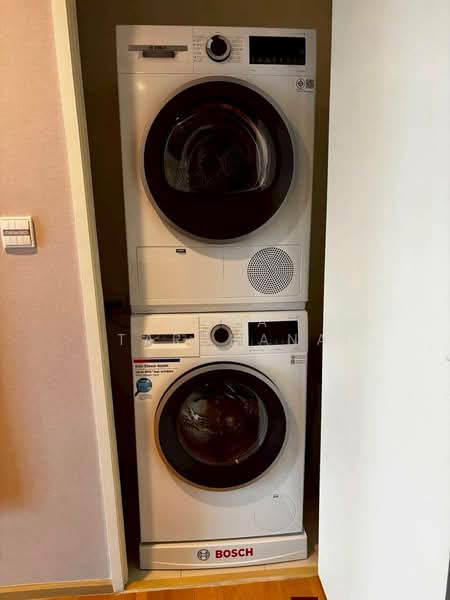 Siri At Sukhumvit, Bangkok, 902 Sukhumvit Road, Phra Kanong, Khlong Toei, Bangkok, 1 Bedroom, 52 sqm, Condo For Rent, by Anya Atarchanai, 500377883 - DDproperty.com