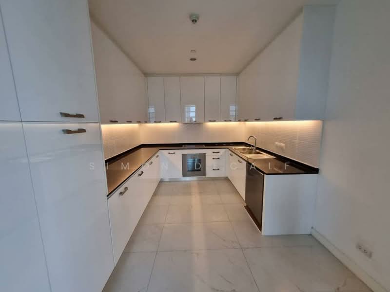 185 Rajadamri, Bangkok, 185 Rajadamri Road, Lumphini, Pathum Wan, Bangkok, 4 Bedrooms, 300 sqm, Condo For Rent, by Simon Decalf, 500377889 - DDproperty.com