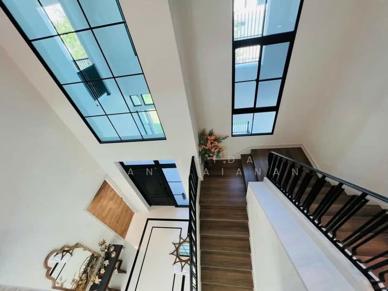 Nantawan Rama 9 - New Krungthepkreetha, Bangkok, Saphan Sung, Bangkok, 4 Bedrooms, 385 sqm, Single Detached House For Sale, by Natthida Thianchaianan, 500377899 - DDproperty.com