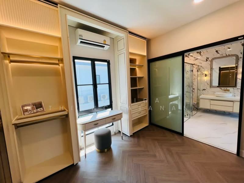Nantawan Rama 9 - New Krungthepkreetha, Bangkok, Saphan Sung, Bangkok, 4 Bedrooms, 385 sqm, Single Detached House For Sale, by Natthida Thianchaianan, 500377899 - DDproperty.com