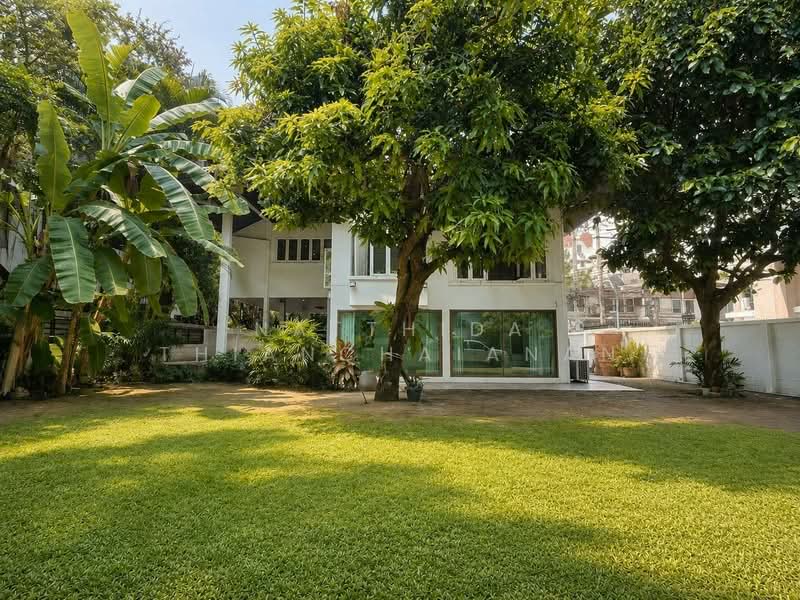 undefined, Bangkok, Lumphini, Pathum Wan, Bangkok, 2 Bedrooms, 220 sqm, Single Detached House For Rent, by Natthida Thianchaianan, 500377905 - DDproperty.com