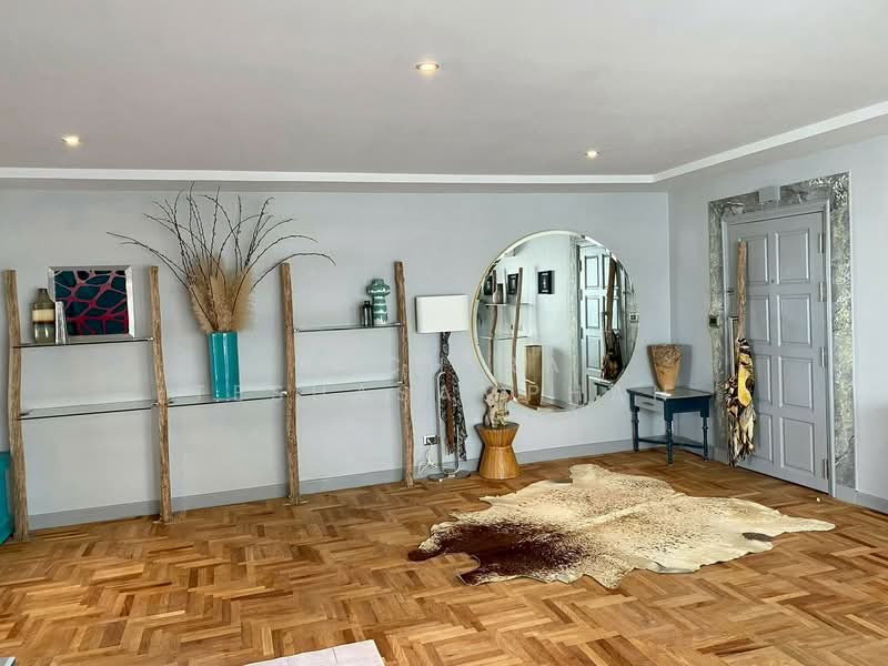 Regent On The Park 3, Bangkok, 185 Soi Sukhumvit 39 Sukhumvit Road, Khlong Tan Nua, Watthana, Bangkok, 3 Bedrooms, 255 sqm, Condo For Rent, by Suchira Teshasamphan, 500377982 - DDproperty.com