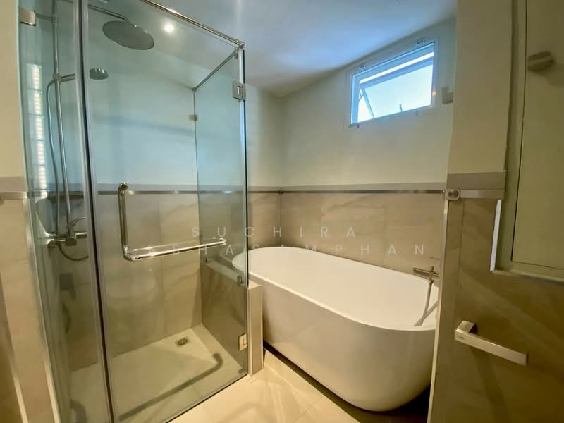 Regent On The Park 3, Bangkok, 185 Soi Sukhumvit 39 Sukhumvit Road, Khlong Tan Nua, Watthana, Bangkok, 3 Bedrooms, 255 sqm, Condo For Rent, by Suchira Teshasamphan, 500377982 - DDproperty.com