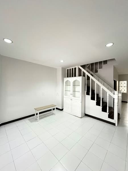 3-story Townhouse Ram Intra 34 Intersection 10, Bangkok, Tha Rang, Bang Khen, Bangkok, 4 Bedrooms, 200 sqm, Townhouse For Rent, by NR AGENT, 500378012 - DDproperty.com