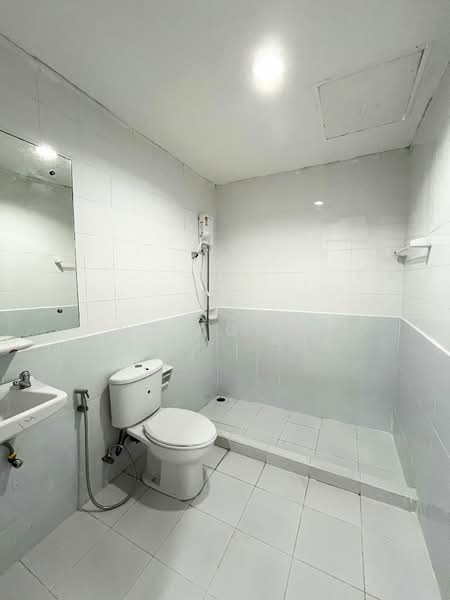 3-story Townhouse Ram Intra 34 Intersection 10, Bangkok, Tha Rang, Bang Khen, Bangkok, 4 Bedrooms, 200 sqm, Townhouse For Rent, by NR AGENT, 500378012 - DDproperty.com