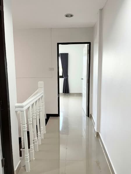 ทาวน์เฮาส์ 3 ชั้น รามอินทรา 34 แยก 10, กรุงเทพ, ท่าแร้ง, บางเขน, กรุงเทพ, 200 ตร.ม., ทาวน์เฮ้าส์ ให้เช่า, โดย NR AGENT, 500378012 - DDproperty.com