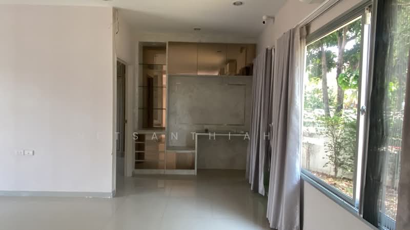 Villa Nova Thepharak, Samut Prakan, Bangphli Yai, Bang Plee, Samut Prakan, 4 Bedrooms, 200 sqm, Single Detached House For Sale, by Netsanthiah Ai, 500378024 - DDproperty.com