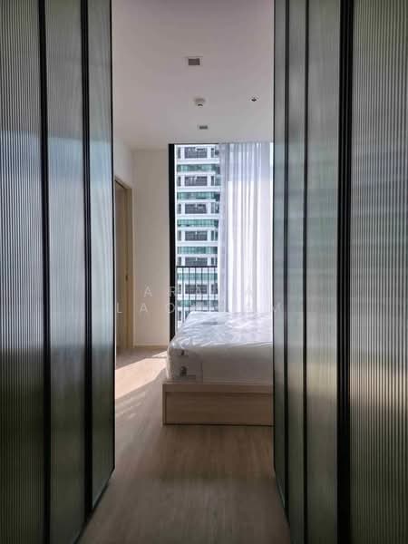 Noble State 39, Bangkok, 35 Soi Sukhumvit 39, Khlong Tan Nua, Watthana, Bangkok, 1 Bedroom, 42 sqm, Condo For Rent, by Araya Laokham, 500378037 - DDproperty.com