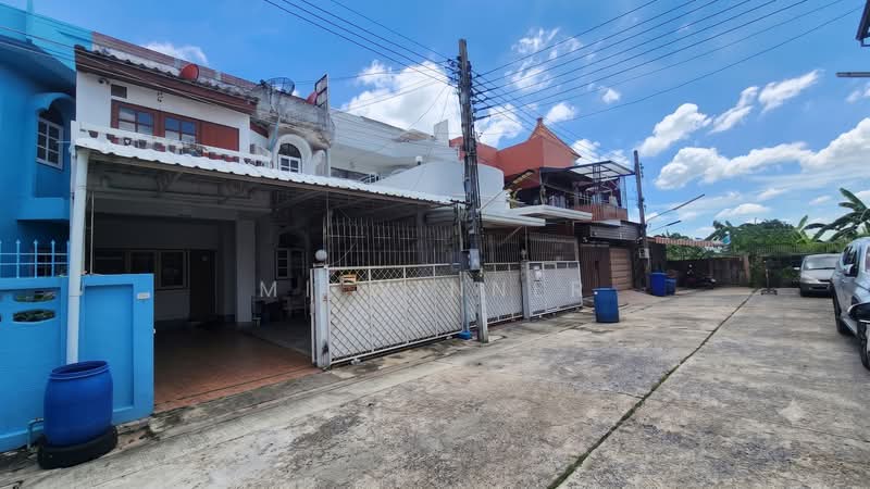 Moobaan Chalathorn Soi Sathu Pradit 57, Bangkok, Soi Sathu Pradit 57, Bang Pong Pang, Yan Nawa, Bangkok, 3 Bedrooms, 200 sqm, Townhouse For Sale, by Mi Winner, 500378086 - DDproperty.com
