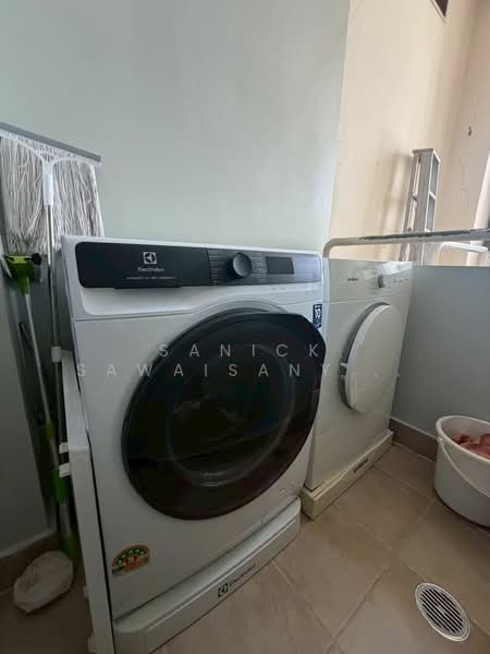 The Infinity : ดิ อินฟินิตี้, กรุงเทพ, 98 ถนนนราธิวาสราชนครินทร์, สีลม, บางรัก, กรุงเทพ, 98 ตร.ม., คอนโด ให้เช่า, โดย Sanick Sawaisanyakorn, 500378097 - DDproperty.com