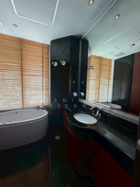 The Infinity, Bangkok, 98 Narathiwatratchanakharin Road, Silom, Bang Rak, Bangkok, 2 Bedrooms, 98 sqm, Condo For Rent, by Sanick Sawaisanyakorn, 500378097 - DDproperty.com