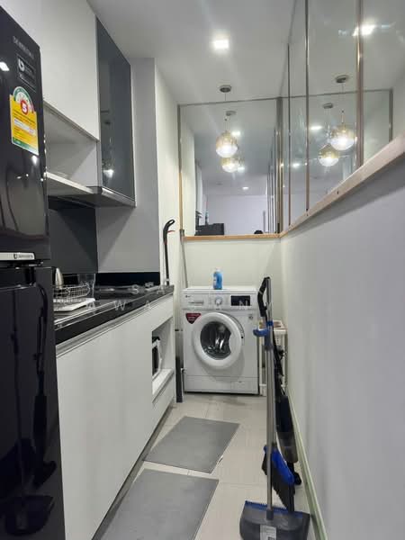 Sky Walk Residences, Bangkok, 1599 Sukhumvit Road, Phra Kanong Nua, Watthana, Bangkok, 1 Bedroom, 52 sqm, Condo For Rent, by Sanick Sawaisanyakorn, 500378103 - DDproperty.com