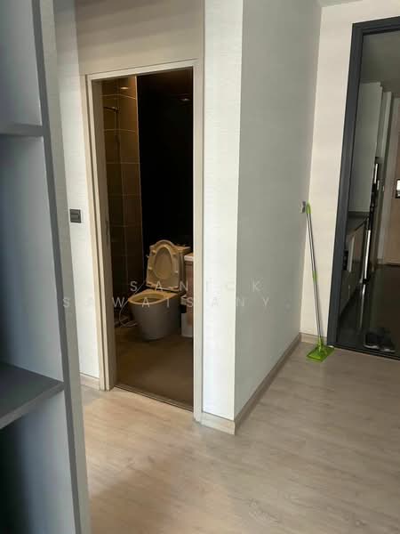 M Thonglor 10, Bangkok, 9 Soi Ekkamai 12, Ekkamai Road, Khlong Tan Nua, Watthana, Bangkok, 2 Bedrooms, 56 sqm, Condo For Rent, by Sanick Sawaisanyakorn, 500378120 - DDproperty.com