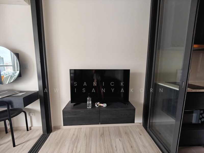 XT Huaikhwang, Bangkok, 244 Ratchadaphisek Road, Huai Khwang, Bangkok, 1 Bedroom, 28 sqm, Condo For Rent, by Sanick Sawaisanyakorn, 500378134 - DDproperty.com
