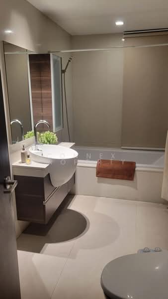 Sky Walk Residences, Bangkok, 1599 Sukhumvit Road, Phra Kanong Nua, Watthana, Bangkok, 2 Bedrooms, 60 sqm, Condo For Rent, by Connex Property, 500378136 - DDproperty.com