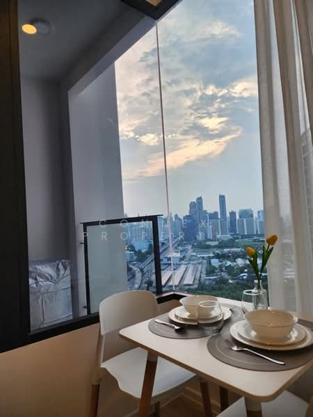 Siamese Rama 9, Bangkok, Rama 9 Road, Huai Khwang, Bangkok, 1 Bedroom, 38 sqm, Condo For Rent, by Connex Property, 500378160 - DDproperty.com