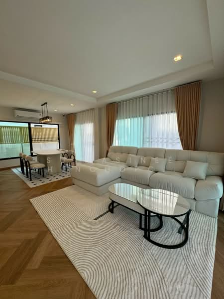 undefined, Bangkok, Sam Wa Tawan Tok, Khlong Sam Wa, Bangkok, 4 Bedrooms, 219 sqm, Single Detached House For Sale, by Suthasinee Chenchopching, 500378162 - DDproperty.com