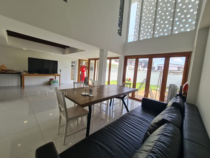 undefined, Bangkok, Hua Mak, Bang Kapi, Bangkok, 5 Bedrooms, 300 sqm, Single Detached House For Sale, by Poomphat Tienthongsakul, 500378165 - DDproperty.com
