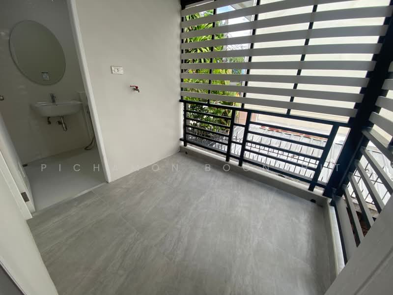 3-BR Townhouse, Bangkok, Nuan Chan, Bueng Kum, Bangkok, 3 Bedrooms, 150 sqm, Townhouse For Sale, by Pichamon Boonchit, 500378176 - DDproperty.com