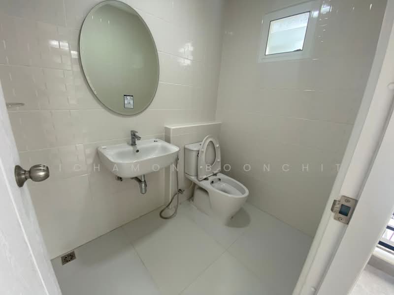 3-BR Townhouse, Bangkok, Nuan Chan, Bueng Kum, Bangkok, 3 Bedrooms, 150 sqm, Townhouse For Sale, by Pichamon Boonchit, 500378176 - DDproperty.com