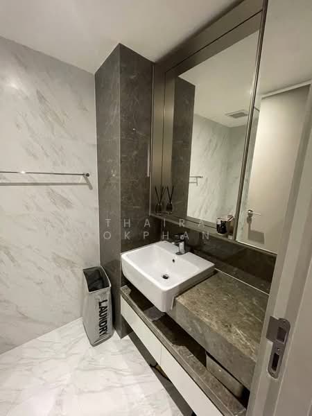 Fynn Asoke, Bangkok, 28 Sukhumvit 10 Alley, Khlong Toei, Bangkok, 1 Bedroom, 39 sqm, Condo For Rent, by Hathairat Rookphan , 500378193 - DDproperty.com