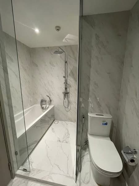 Fynn Asoke, Bangkok, 28 Sukhumvit 10 Alley, Khlong Toei, Bangkok, 1 Bedroom, 39 sqm, Condo For Rent, by Hathairat Rookphan , 500378193 - DDproperty.com