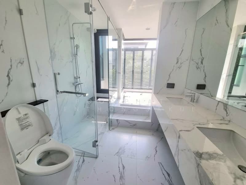 The Sonne Srinakarin-Bangna, Bangkok, Soi Chumchon Mahat Thai 3, Bangna-Trad Road, Dok Mai, Prawet, Bangkok, 4 Bedrooms, 245 sqm, Semi-Detached House (Twin House) For Sale, by Poomphat Tienthongsakul, 500378202 - DDproperty.com