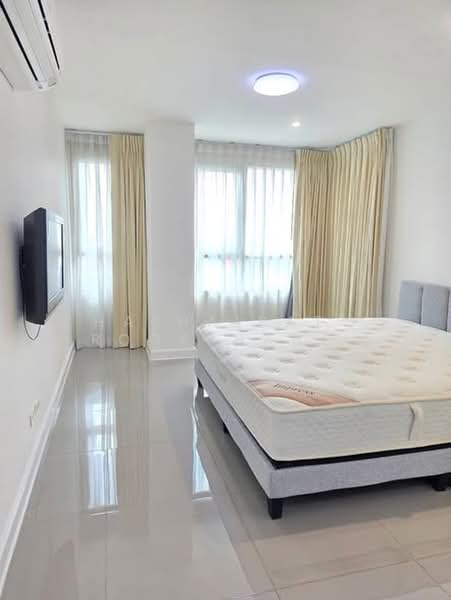 The Clover Thonglor Residence, Bangkok, Soi Sukhumvit 55, Khlong Tan Nua, Watthana, Bangkok, 2 Bedrooms, 80 sqm, Condo For Rent, by Hathairat Rookphan , 500378267 - DDproperty.com