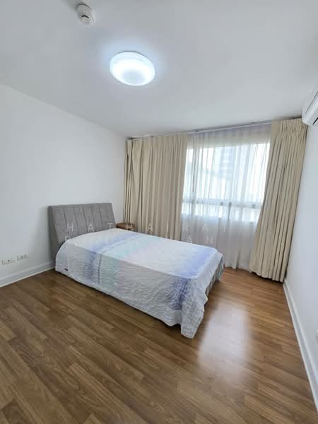 The Clover Thonglor Residence, Bangkok, Soi Sukhumvit 55, Khlong Tan Nua, Watthana, Bangkok, 2 Bedrooms, 80 sqm, Condo For Rent, by Hathairat Rookphan , 500378267 - DDproperty.com
