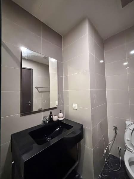 The Edge Sukhumvit 23, Bangkok, 6 Soi Sukhumvit 23, Khlongtoei Nua, Watthana, Bangkok, 1 Bedroom, 30 sqm, Condo For Sale, by Pichamon Boonchit, 500378292 - DDproperty.com