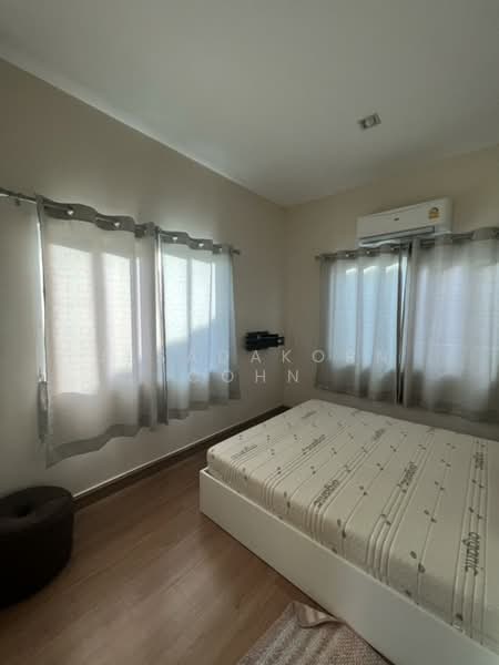 undefined, Bangkok, Nong Kang Plu, Nong Khaem, Bangkok, 4 Bedrooms, 325 sqm, Townhouse For Sale, by Jesadakorn Cohn, 500378296 - DDproperty.com